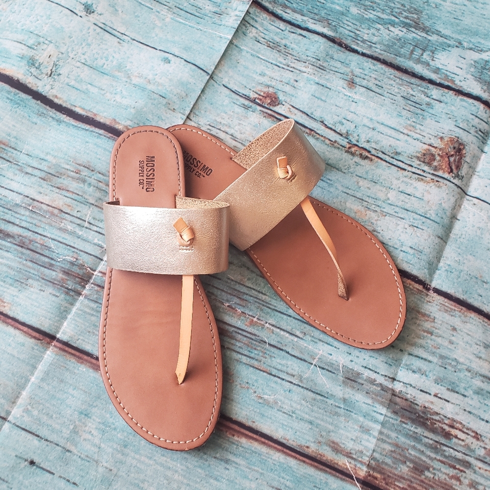 Mossimo gold tan t-strap knot sandals size 7.5